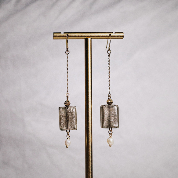 Nýx Dangle Earrings 星夜吊墜耳飾 第1張的照片