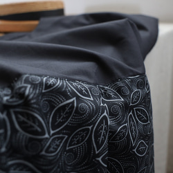 ⁑ラスト３　１１０ｃｍ丈　内タック優雅に広がるゆったりワンピース　バティック柄 batik　上質コットンG94 4枚目の画像