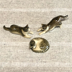 猫箸 だっこ猫 みけねこ 塗箸・箸置きセット 長さ23cm 日本製 イシダ