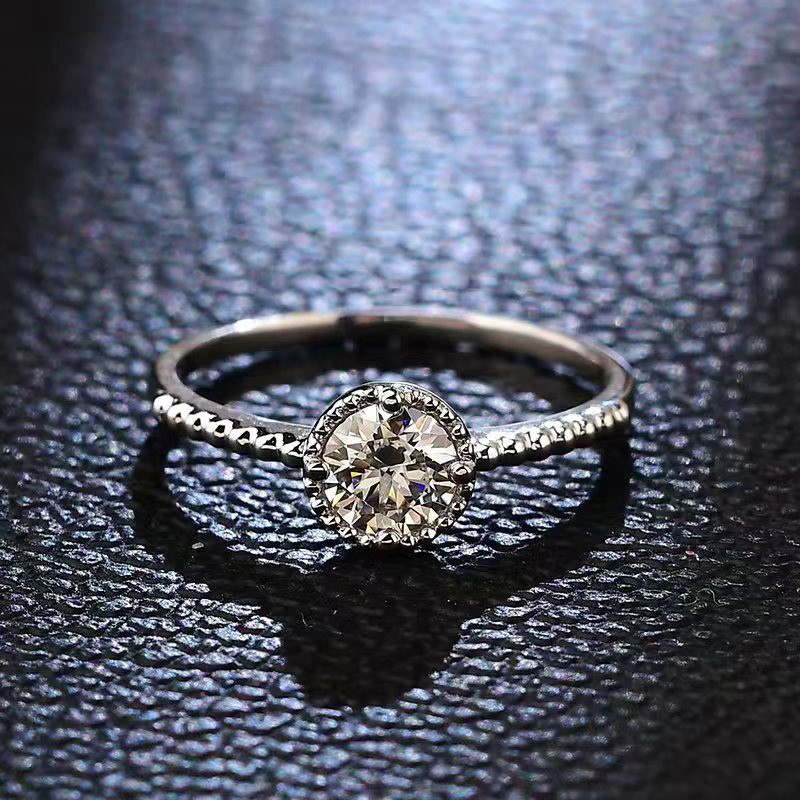 モアサナイト ラウンドリング 0.5ct (RN10300) 指輪・リング グラン