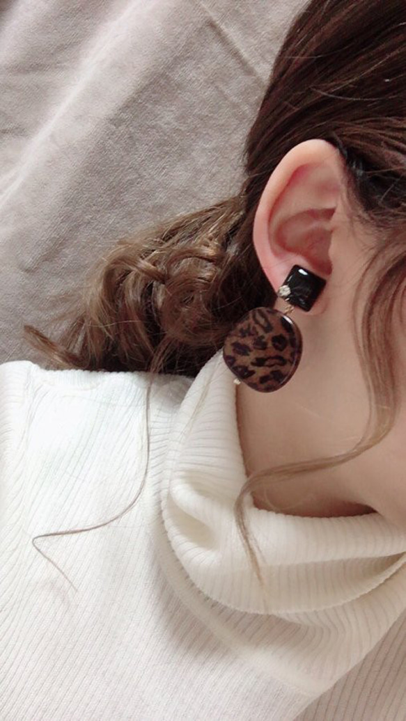 Color circle leopard pierce/earring(Black) 2枚目の画像