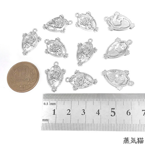 薔薇の紋章チャーム シルバー 10個【花フラワーピアス イヤリング