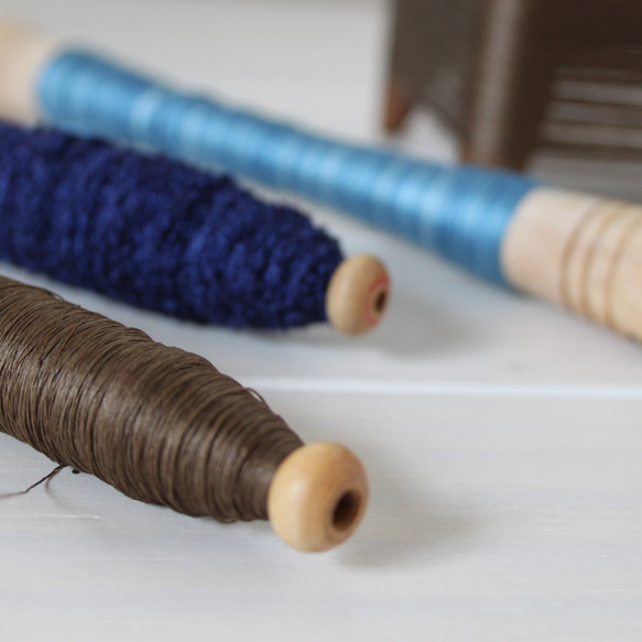 藍染め ストール 手織り シルク インディゴブルー 草木染め ミニスカーフ 18枚目の画像