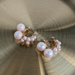 Baby Pink * SILK - pearls * gradationふわり優しいピンクのフープピアスorイヤリング 2枚目の画像