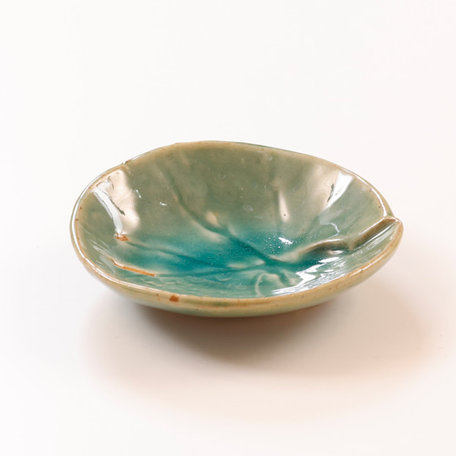 9客揃え 金彩 エメラルドグリーン 花形皿 和食器中皿 美品 陶器 食器 花文 形 ボタン 豆皿 8cm | aito製作所 | 美濃焼・瀬戸焼を中心とした