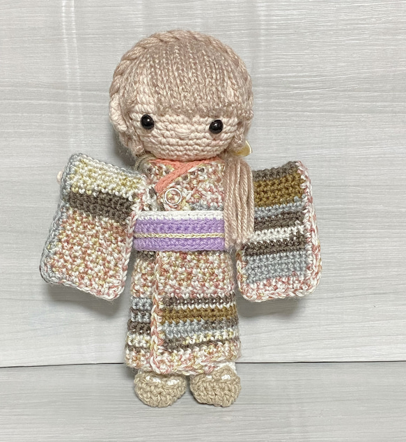 ハンドメイドあみぐるみ着せ替え人形