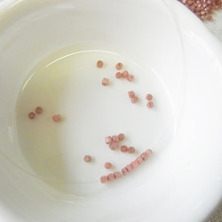 カットビーズ　アンティークローズ 3枚目の画像