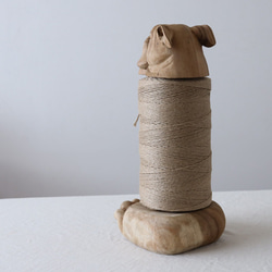 ラスト１　最終ＳＡＬＥ　天然無垢ウッド手彫り木彫りARTペーパースタンド 　キッチンペーパーホルダー犬イヌW02A 5枚目の画像