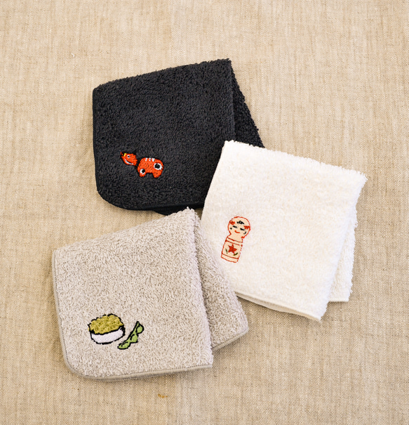 旅する刺繍 ハンドタオル【づんだ餅、こけし、赤べこ】 ハンカチ