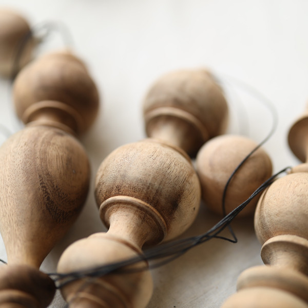 最終ＳＡＬＥ　Lサイズ　天然無垢ウッド香るモビール　木製ディフューザー　アロマウッド　W04A