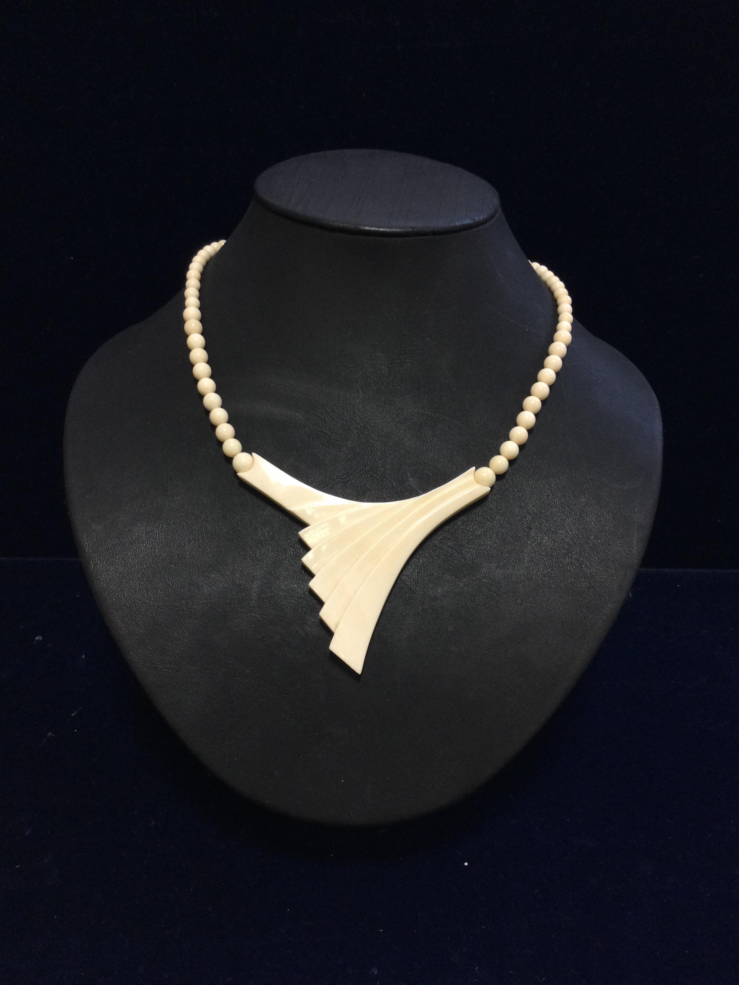 本象牙ネックレス　A-13 ※
