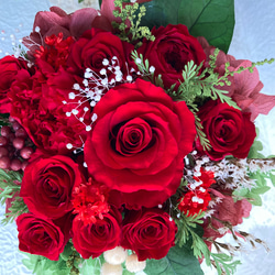 SALE プリザーブドフラワーアレンジレッド系 母の日カーネーション薔薇 結婚新築開店還暦卒業入学祝い 誕生日プレゼント 5枚目の画像