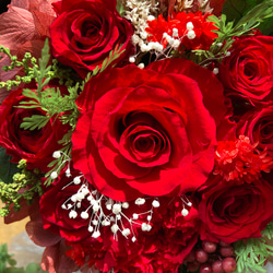 SALE プリザーブドフラワーアレンジレッド系 母の日カーネーション薔薇 結婚新築開店還暦卒業入学祝い 誕生日プレゼント 17枚目の画像