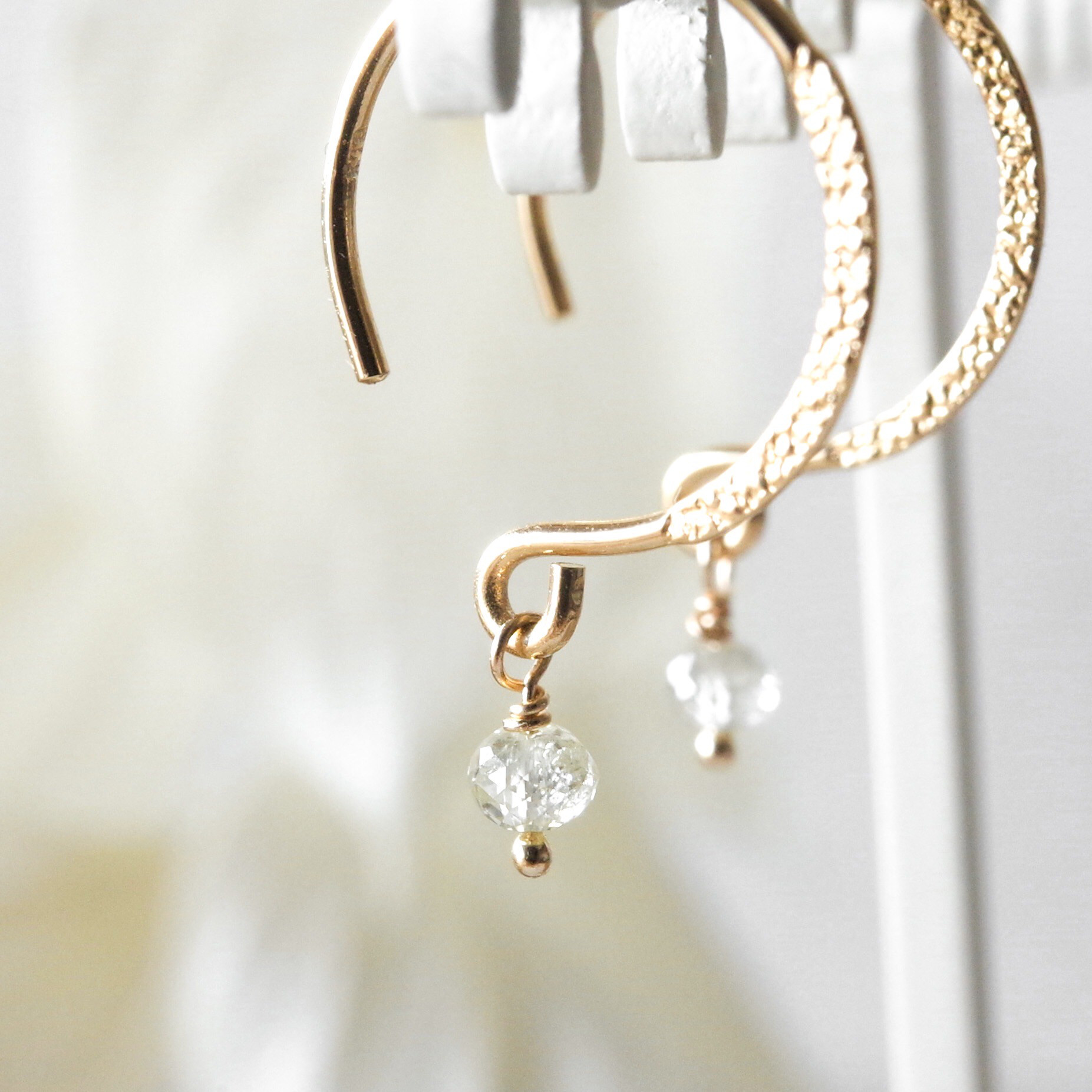 【宝石質】ライトイエローダイヤモンドAAAのフックピアス(18K)【送料無料】