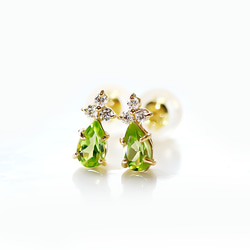 K18 橄欖石和鑽石柱式耳環 ~Ello Lilas~ 八月生日石 第1張的照片