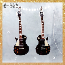 Gibsonギター風スタッドピアスorイヤリング 1枚目の画像
