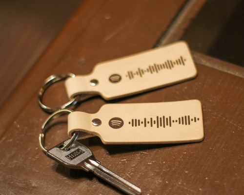 送料無料】Spotifyコード入り本革キーホルダー ヌメ革 スポティファイ
