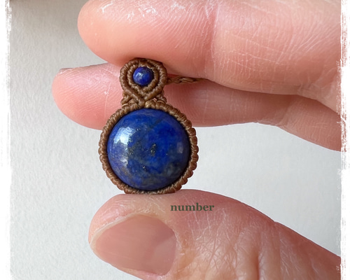 ☆綺麗な青い色☆ラピスラズリのマクラメネックレス☆b☆ ネックレス