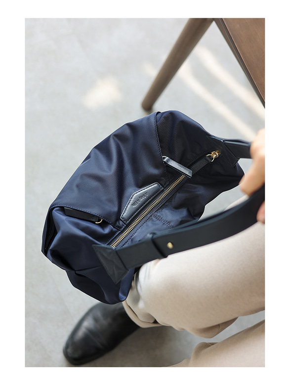 日本Nylon原料配合ヘッド層ナパ牛革3wayショルダーバッグです #紺色です 16枚目の画像