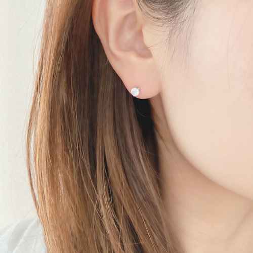 キュービックジルコニア スタッドピアス シルバー 4mm 6mm