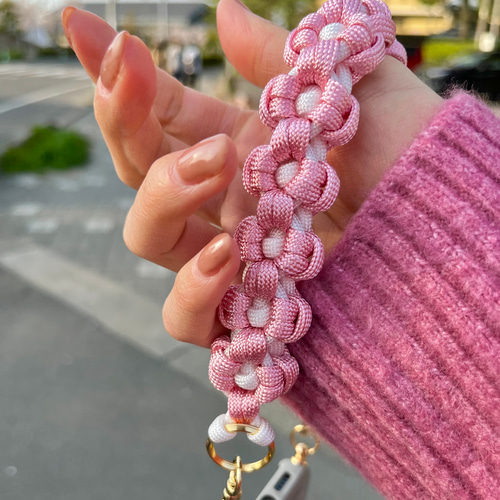 お花モチーフ✿パラコードで作るスマホストラップ/スマホショルダー