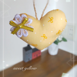 ☆*。sweet yellow  ハートガーランド  ☆*。ハンドメイド 4枚目の画像