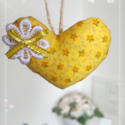 ☆*。sweet yellow  ハートガーランド  ☆*。ハンドメイド 5枚目の画像