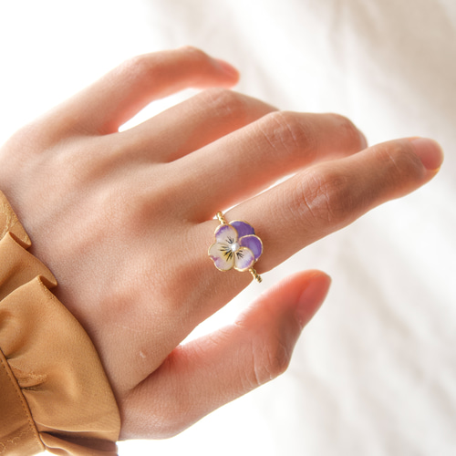 リアルフラワーシリーズ】優しい紫色のパンジービオラのリング 指輪