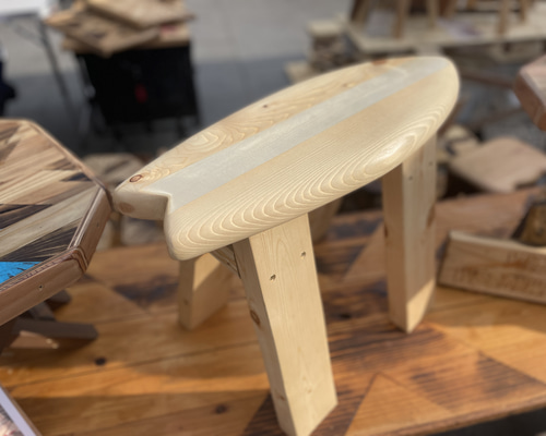 木製ベンチ　ハンドメイド ☆どっしり木製ベンチ☆無垢材☆横幅125×奥行24×高さ40cm ソファ