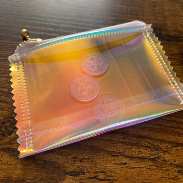 お菓子の袋みたいなミニミニポーチ【オーロラ】PVC クリアビニール　コインケース　お薬ポーチ 5枚目の画像