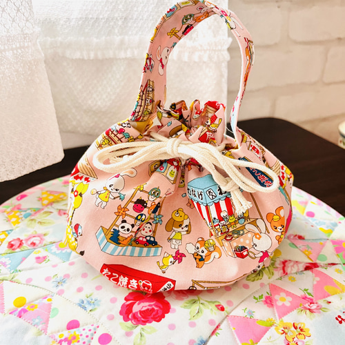 ファンシー お土産　巾着袋　巾着　昭和レトロ　昭和 昭和レトロ ファンシー 巾着 お土産 雪だるま 蛍光ピンク 新品