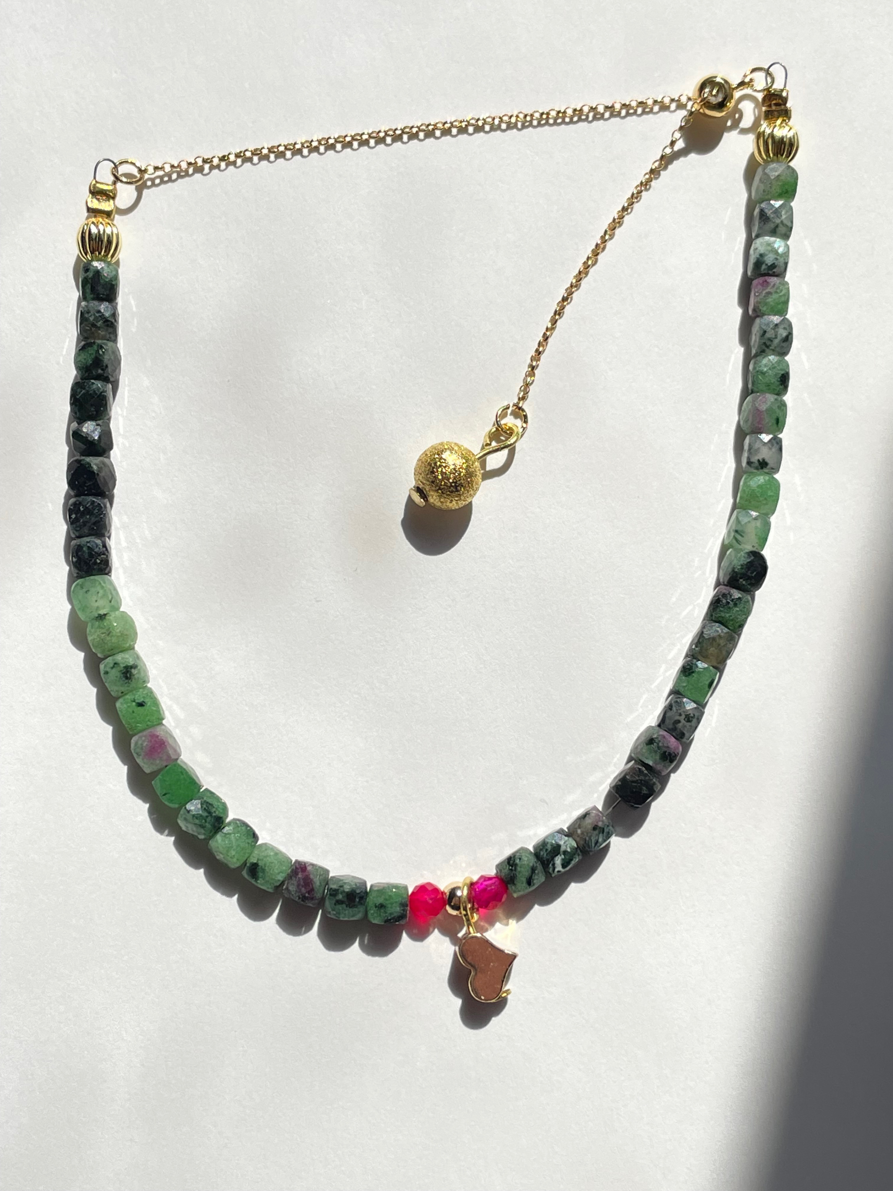 ルビーインゾイサイトブレスレット