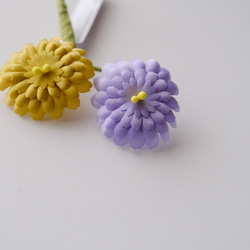 手染めの布花で彩る”染め花のコサージュ” a/パープル 3枚目の画像