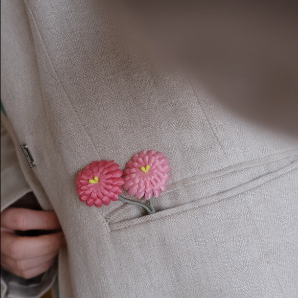 手染めの布花で彩るコサージュ タイプb/ピンク 10枚目の画像