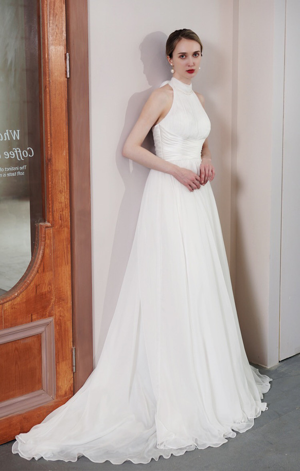 ホルターネック ウエディングドレス バスト ウエスト ヒップ