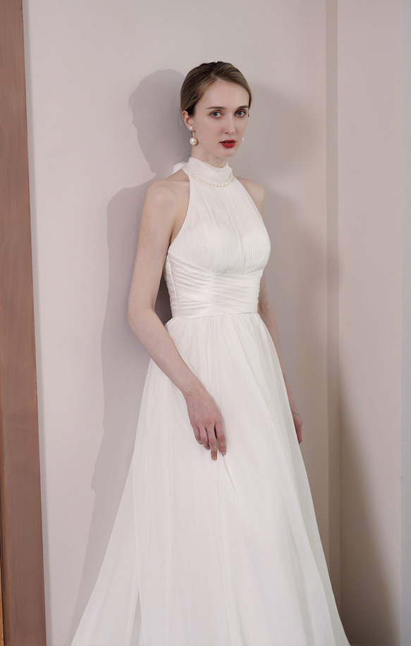 ホルターネック ウエディングドレス バスト ウエスト ヒップ