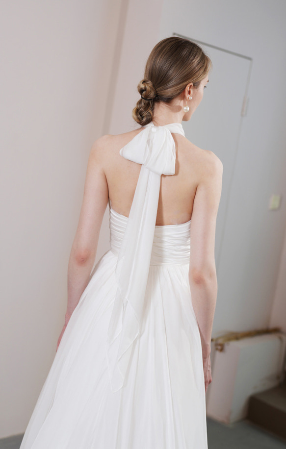 ホルターネック ウエディングドレス バスト ウエスト ヒップ