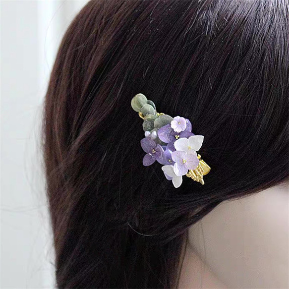 手作り押し花ヘアピン /ヘアピン/ヘアクリップ/ 紫陽花 / ギフト / ドライフラワー /レジン/  母の日 3枚目の画像