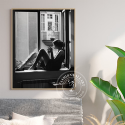 アートポスター モノクロ写真 窓辺のシルエット 影と光の芸術的表現 ヴィンテージ調 4808 1枚目の画像