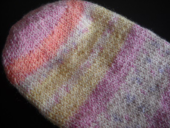 手編みの靴下　コットンと竹繊維を含んだ糸で編んだ靴下（女性用） 7枚目の画像