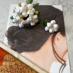つまみ細工 白百合のブーケの髪飾り 5点セット「凛(りん)」成人式 卒業式 袴 ショート 結婚式 ボブ 13枚目の画像