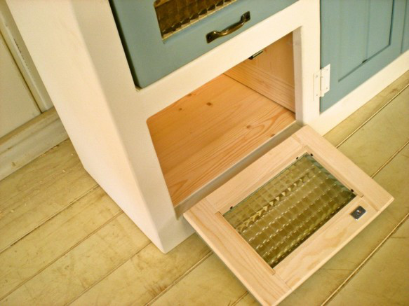 90 センチワイドタイプ おままごと キッチン 木製 チェッカーガラス扉 オープンタイプ （ソフトブルー）