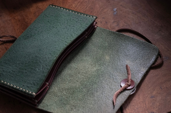 お財布　三つ折り　緑色のお財布　レザーウォレット 7枚目の画像