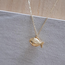 18金 小さな 鯛 ネックレス 】k18 18k 鯛 たい焼き 魚 誕生日