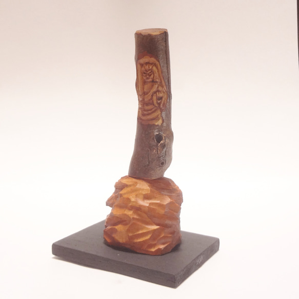 木彫刻 小さな仏像 『 不動明王 B 』野仏 オリジナル　ハンドメイド 不動　仏像彫刻 4枚目の画像