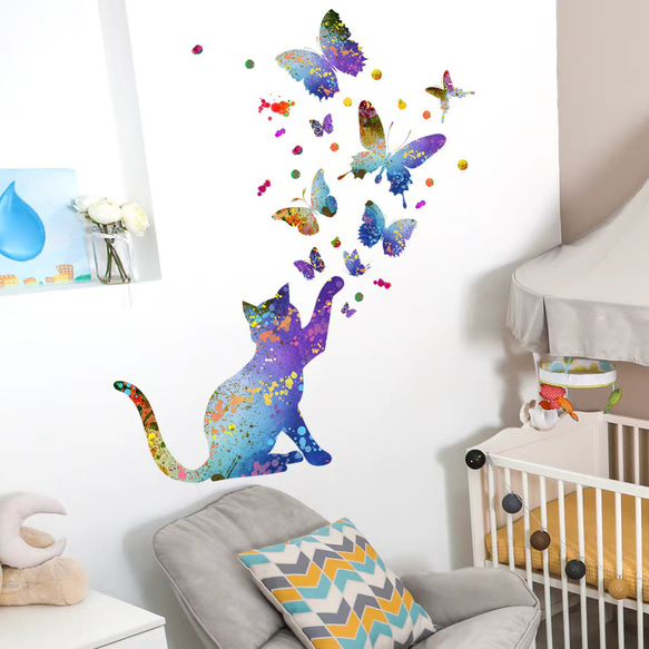 ウォールステッカー SY49 蝶と遊ぶネコちゃん　癒す　DIY 壁紙　インテリアシート　剥がせるシール 送料無料 3枚目の画像