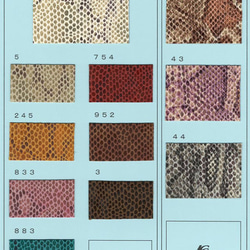 【Wパイソン】　蛇柄　ニシキヘビ　錦蛇　アニマル　エナメル　光沢　キラキラ　合成皮革　合皮　日本製　国産　カラフル 3枚目の画像