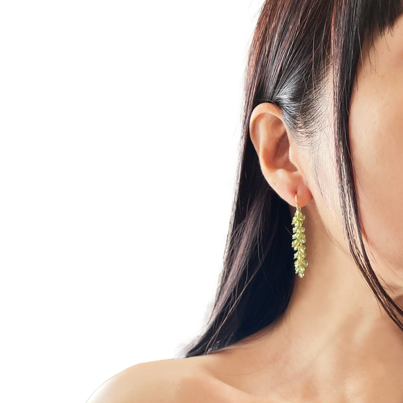 yamabudo : Peridot（earring） ペリドットを山葡萄のように束ねた耳飾り 3枚目の画像