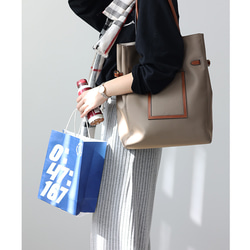 頭層納帕牛皮時尚通勤托特包採用日本尼龍原料#暖米色 第4張的照片