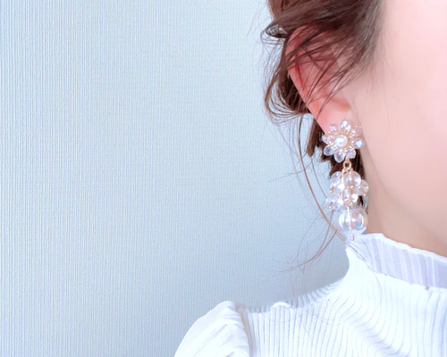 金アレ対応】フラワー×ガラスボールタッセル ピアス/イヤリング ピアス